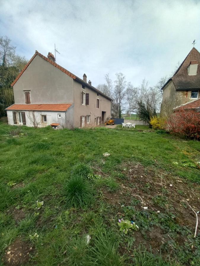 L'Univers, Vous Et Nous Pouilly-sur-Vingeanne エクステリア 写真